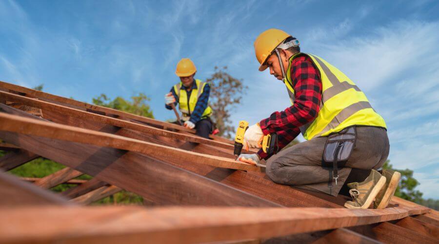 Professional residential roofers in Jourdanton, TX